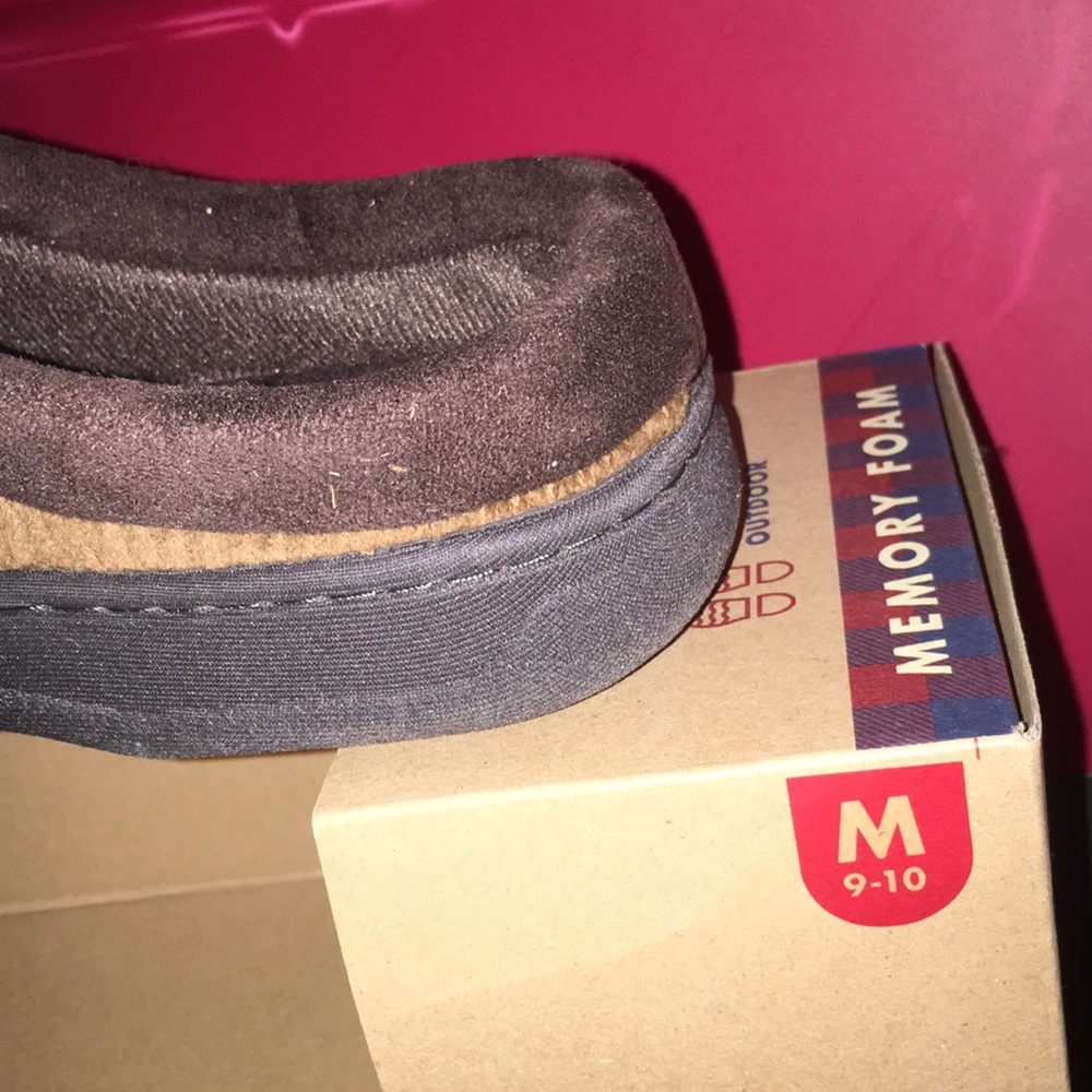🏈🏈Size 10 -Gorgeous new man slippers Cognac - Picture 4 of 6